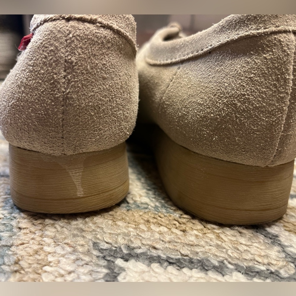Clarks Padmora Womens Size 6 Shoes Sand Suede Crepe Sole Moc Toe Oxfords - Picture 5 of 6